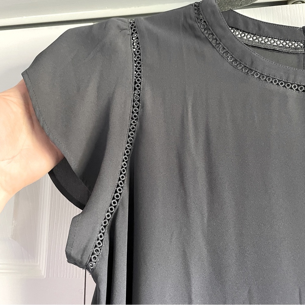 Gray Loft Top With Button-Down Back - image 3